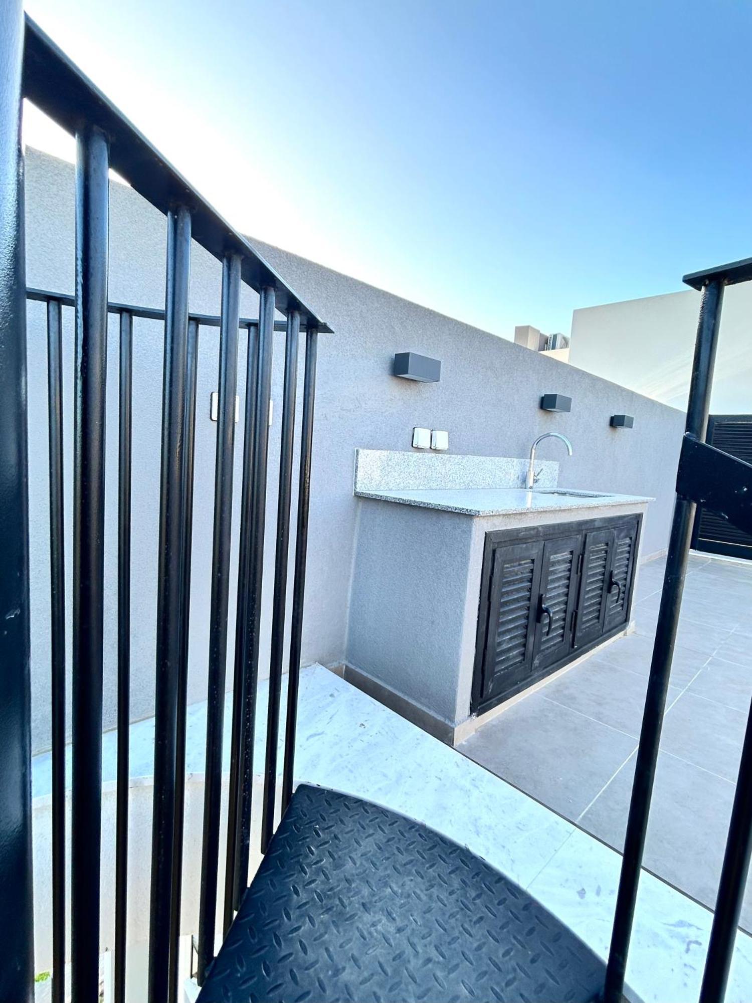 Sunset Gardens - Holiday Apartments - By Tlv Living Limassol Luaran gambar